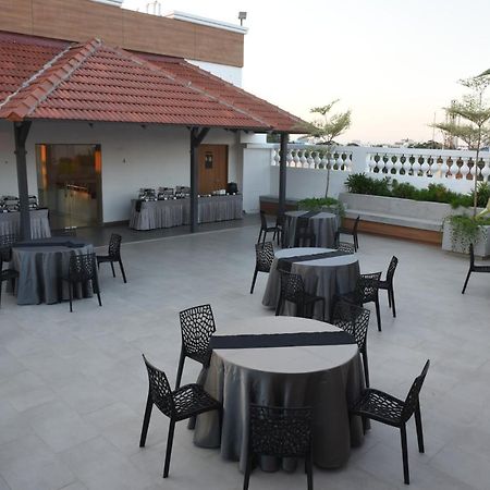 Rathna Residency - Near Us Consulate Hotel Csennai Kültér fotó
